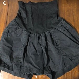 Maternity shorts